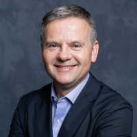 Tivadar Szegletes headshot